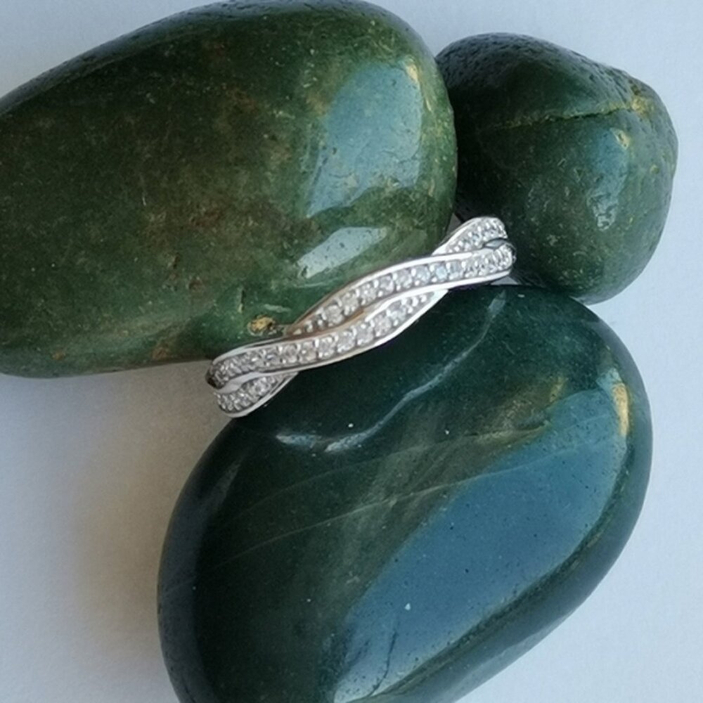 Sterling Silver CZ eternity inchTwist of Fateinch band ring sz 8 NEW
